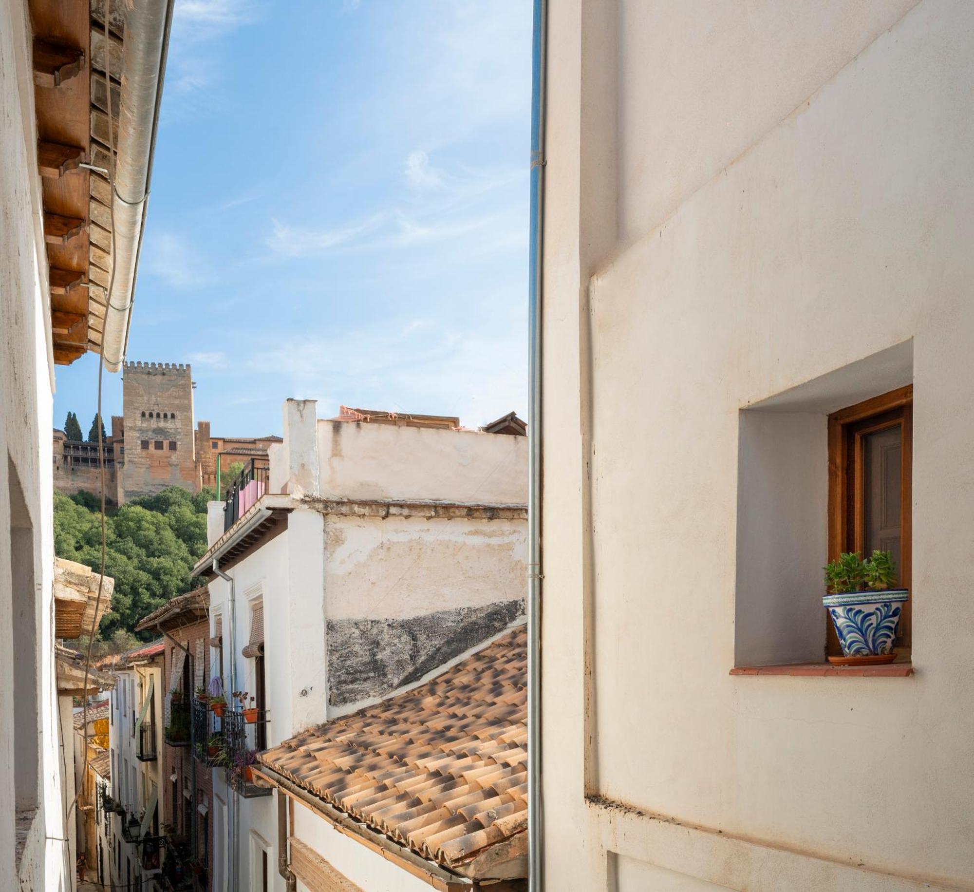 El Rincon Nazari - Vistas A La Alhambra Y Terraza Appartement Granada Buitenkant foto
